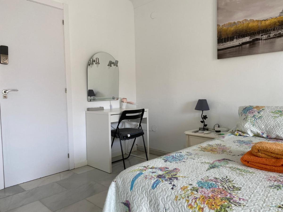 Malaga Centro Habitaciones Privada En Apartamento Compartidos מראה חיצוני תמונה